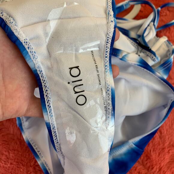 Onia Chelsea Blue Tie Dye One Piece Swimsuit Medium New With Tags - Picture 10 of 11